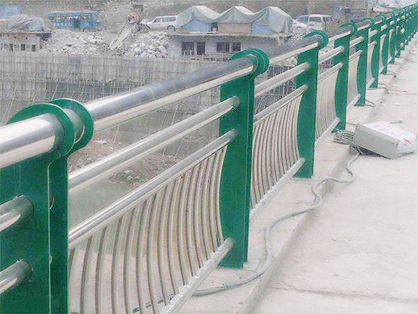 @道路、橋梁護欄合作案例 (2) 副本2 - 副本.jpg